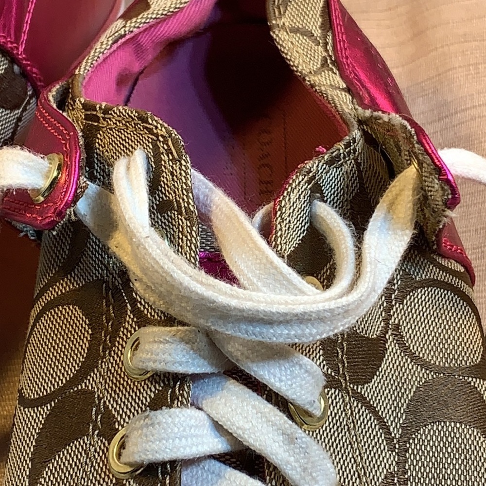 Coach logo sneakers almost NEW, EC, preloved - Picture 12 of 16